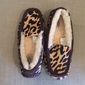 Ugg loafer